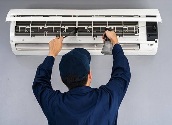 Mengapa Tenaga IT Harus Bisa Servis AC?
